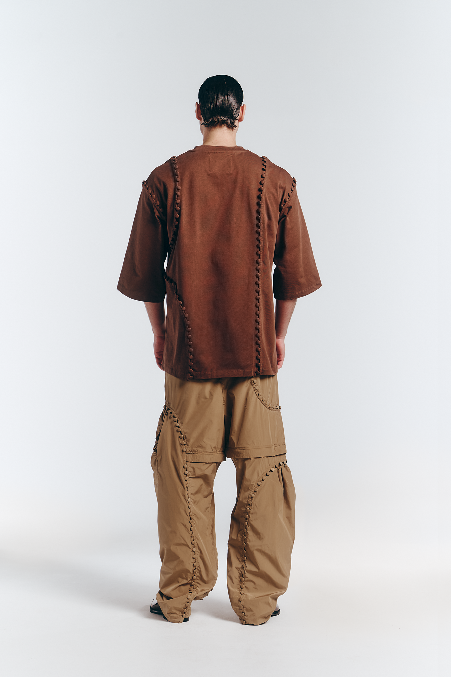 Unbutton T-Shirt in Brown
