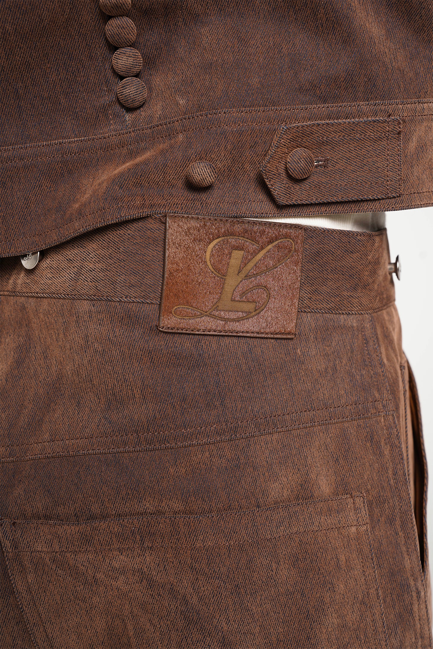 Farmer Short in Brown Enzyme Denim