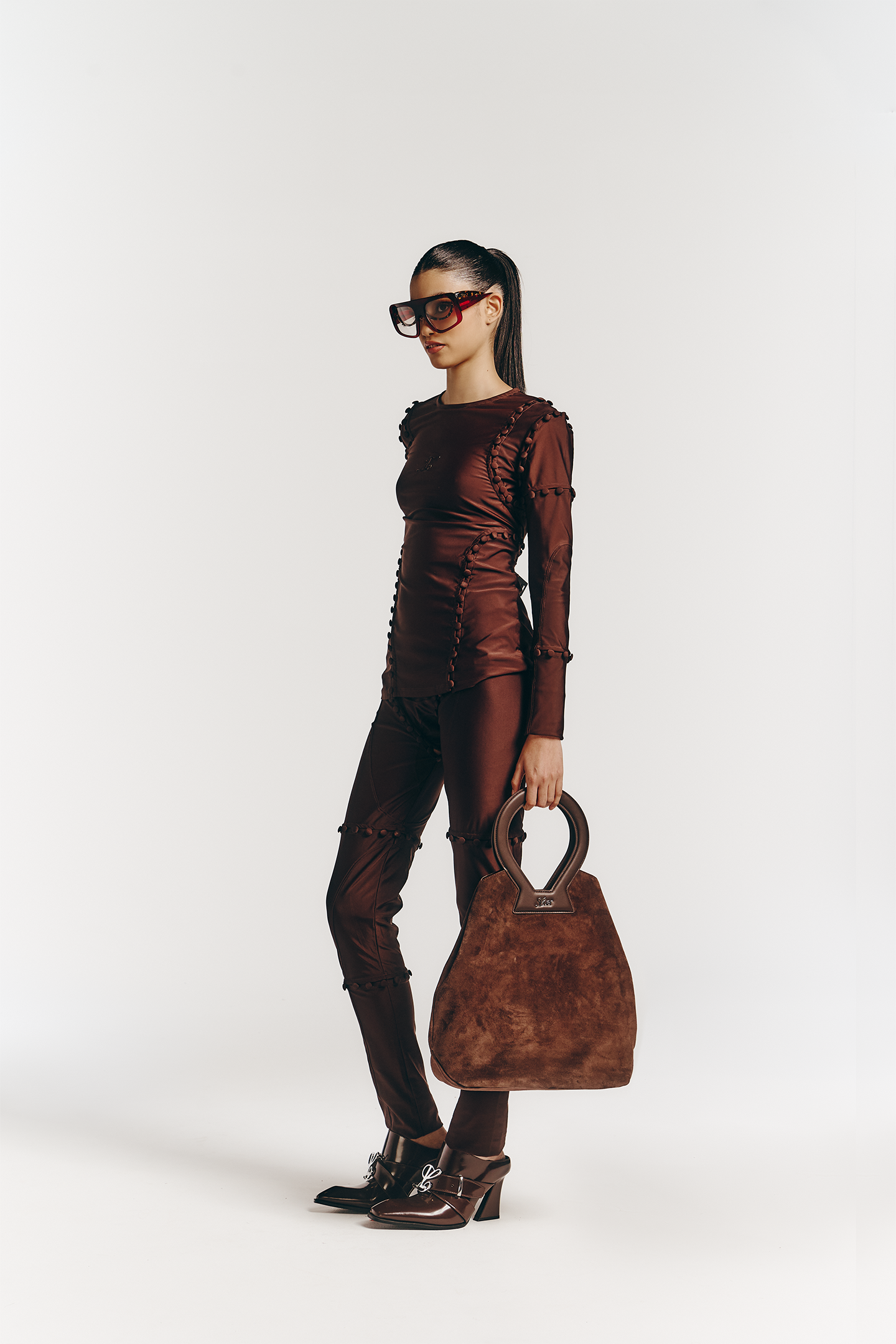 Unbutton Long Sleeve in Brown Lycra