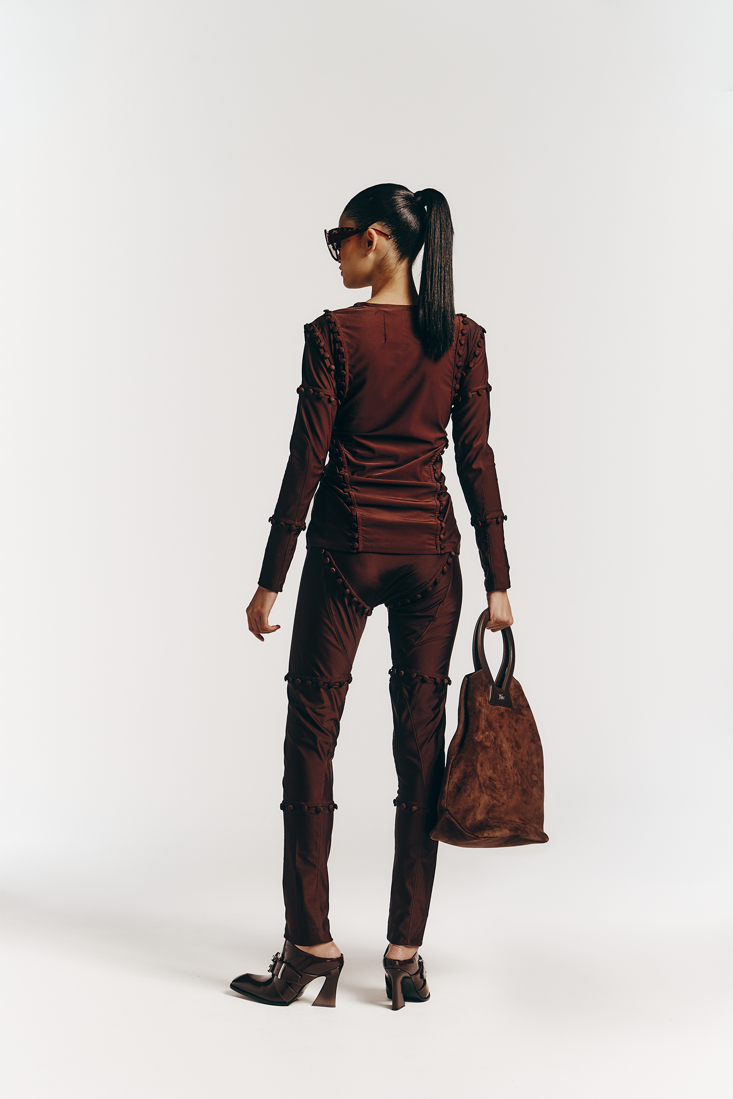 Unbutton Long Sleeve in Brown Lycra