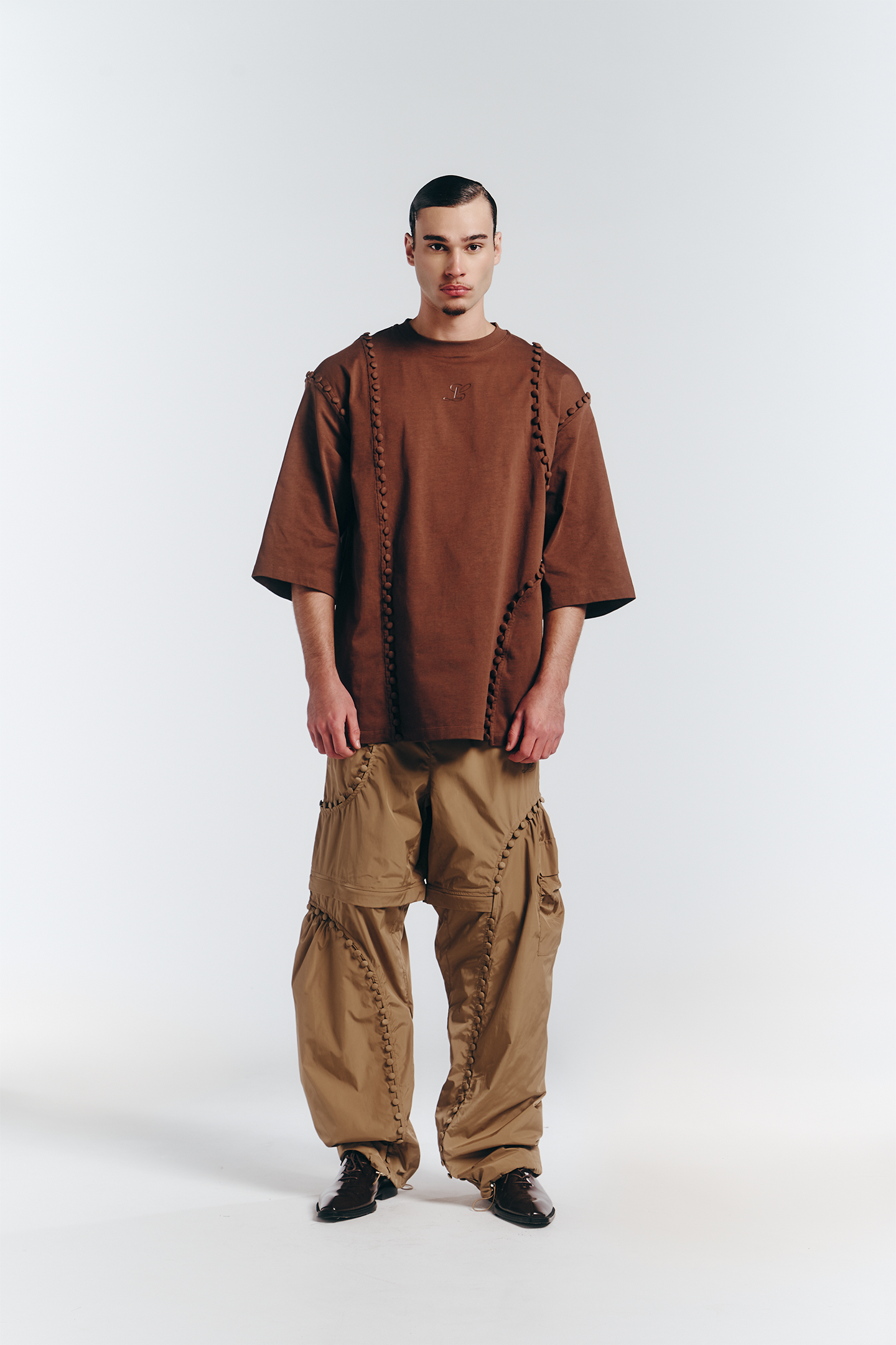 Unbutton T-Shirt in Brown
