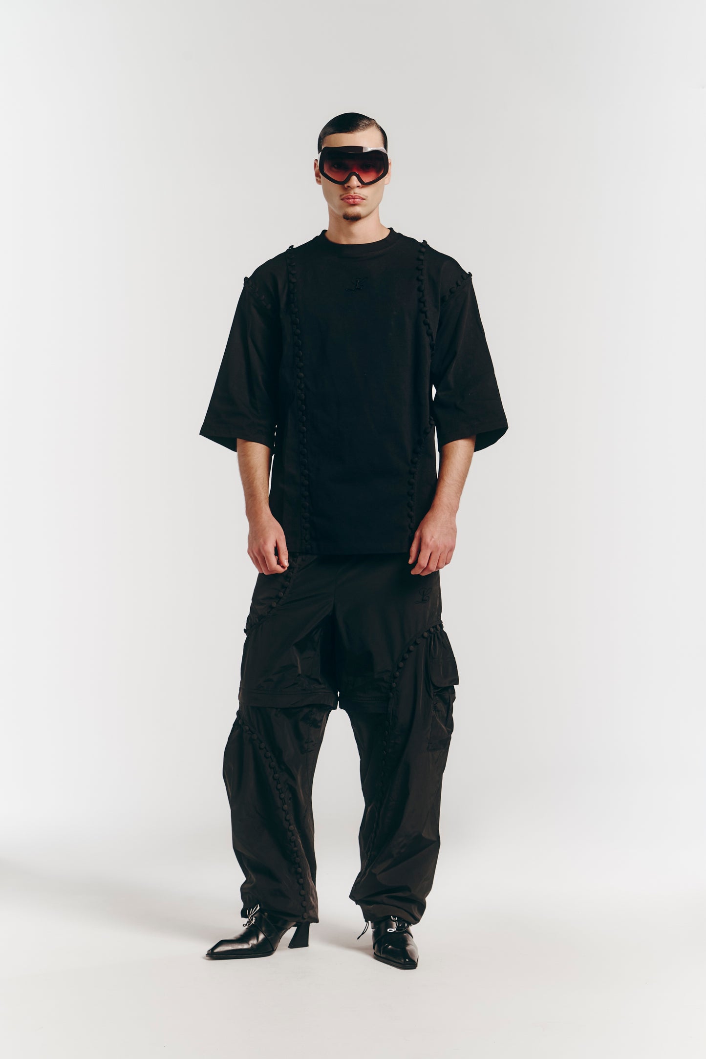 Unbutton T-Shirt in Black