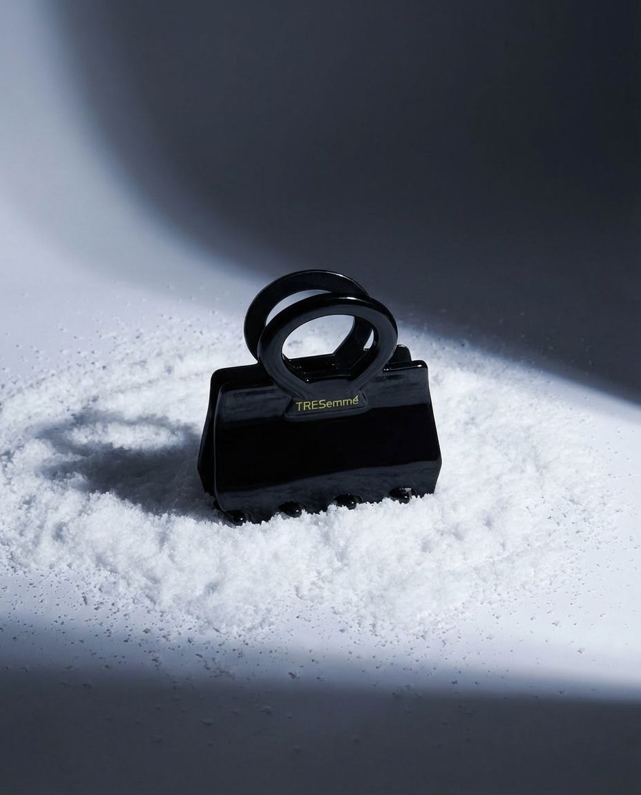 TRESemmé x LUAR Ana Bag Claw Clip