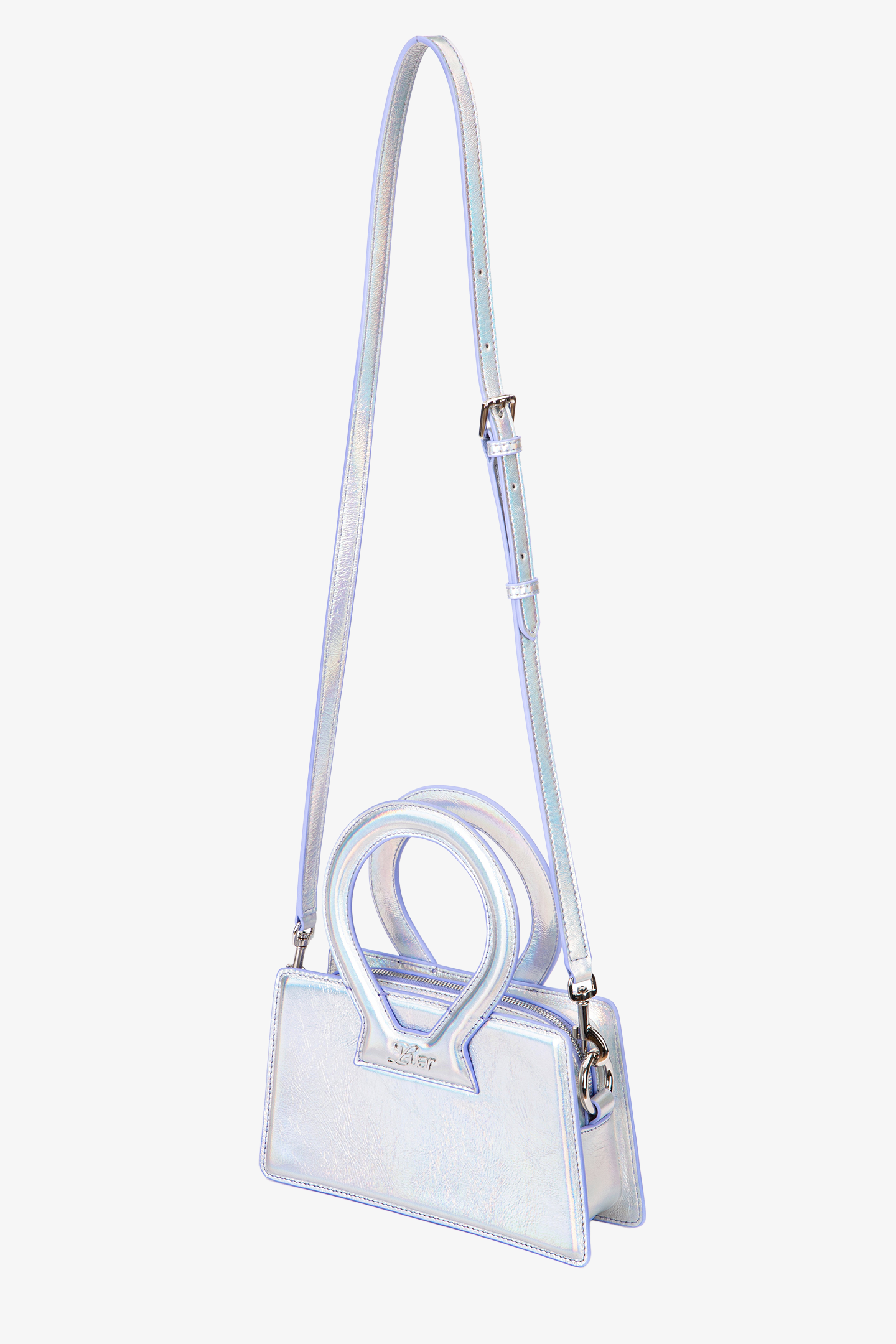 Small silver bag with chain sale